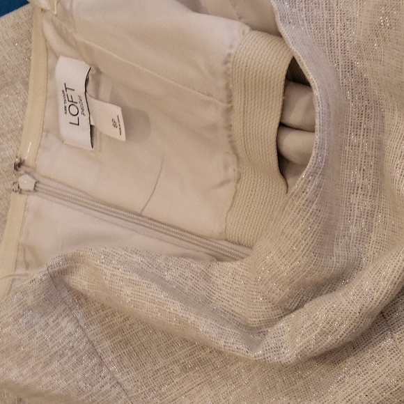 🥀🥀👋 Last Call Strapless champagne shimmer dress with built-in bra. 8 petite - Picture 4 of 4